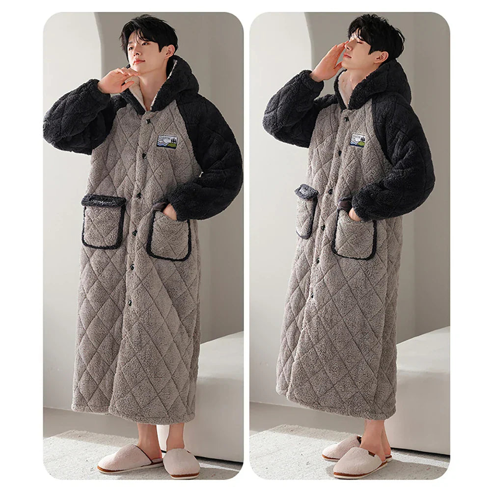 HoodedComfort – 3-Layer Bathrobe for Men