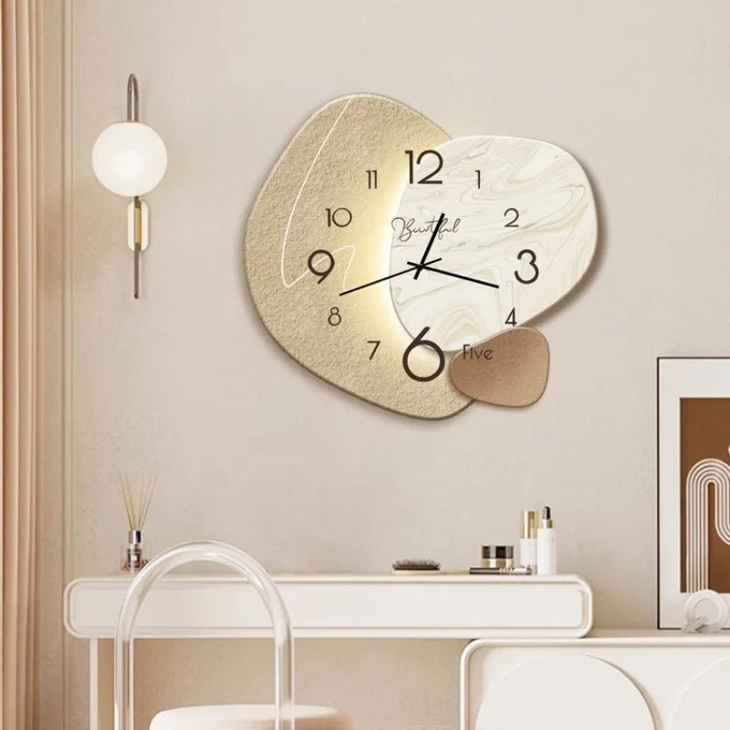 LuxuryClock – Tyylikäs kello olohuoneeseen