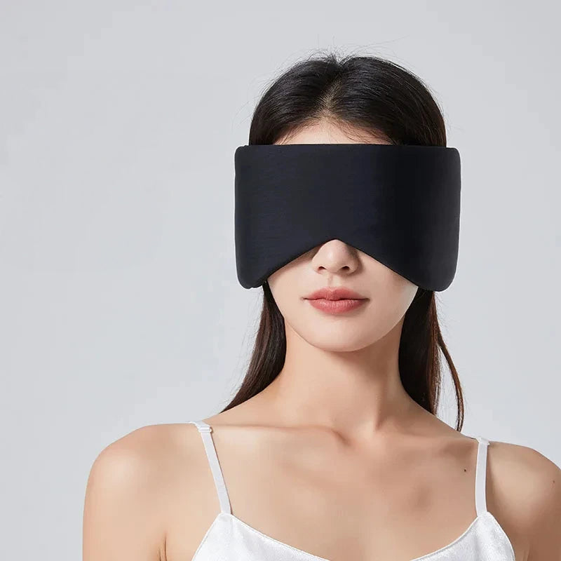 Rilassati con SilkCool | Maschera per dormire bifacciale