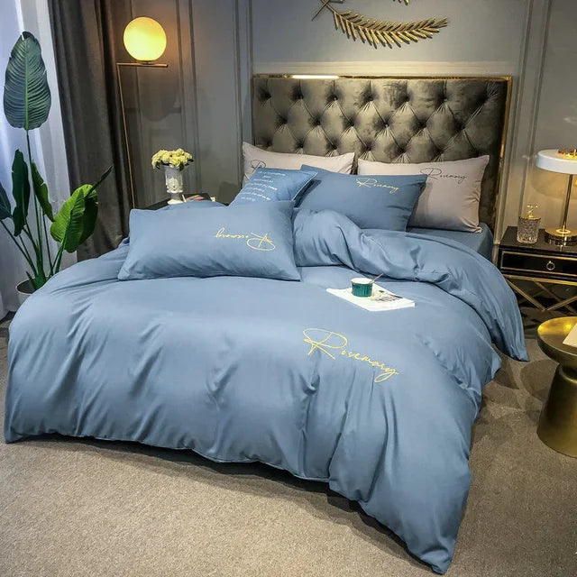 EmbroiLux - Housse de couette de luxe avec broderie élégante