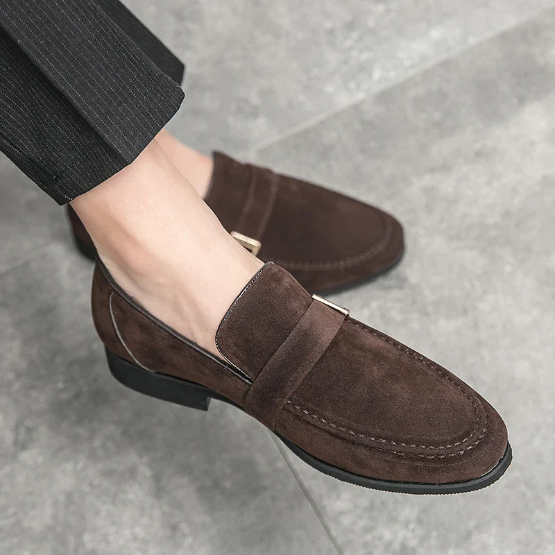 FusionFit loafer för män med rosett och spetsig design