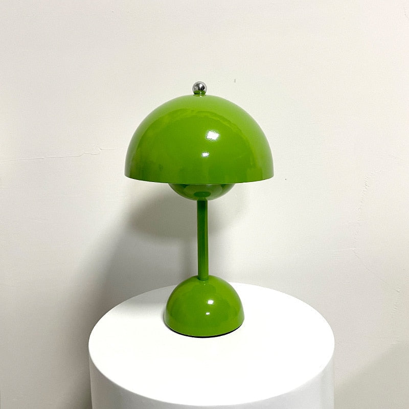 Lampe de table à LED Bud pour la décoration intérieure