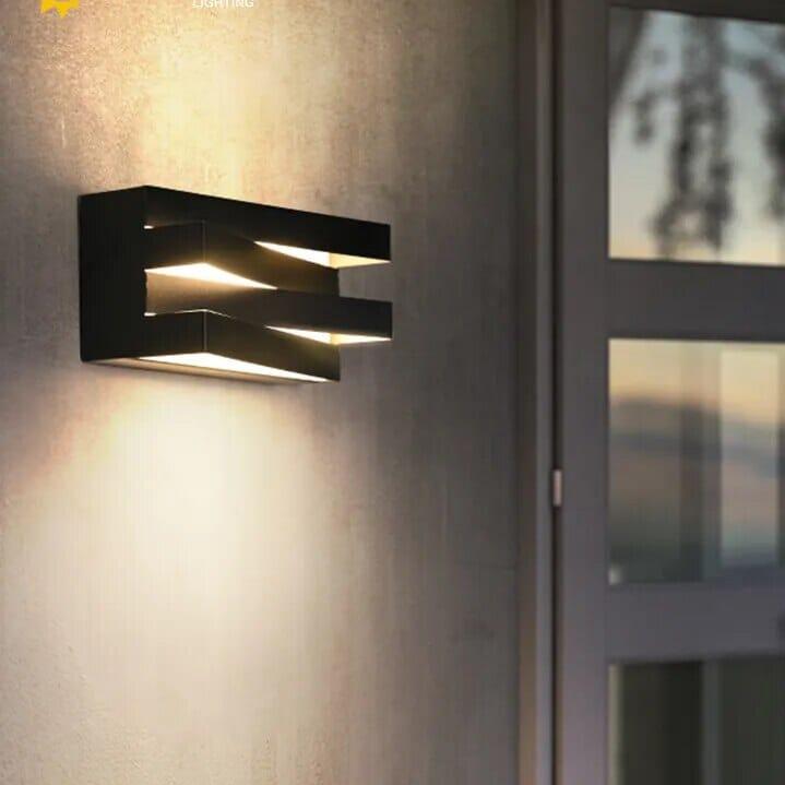 Minah Outdoor Wall Lamp