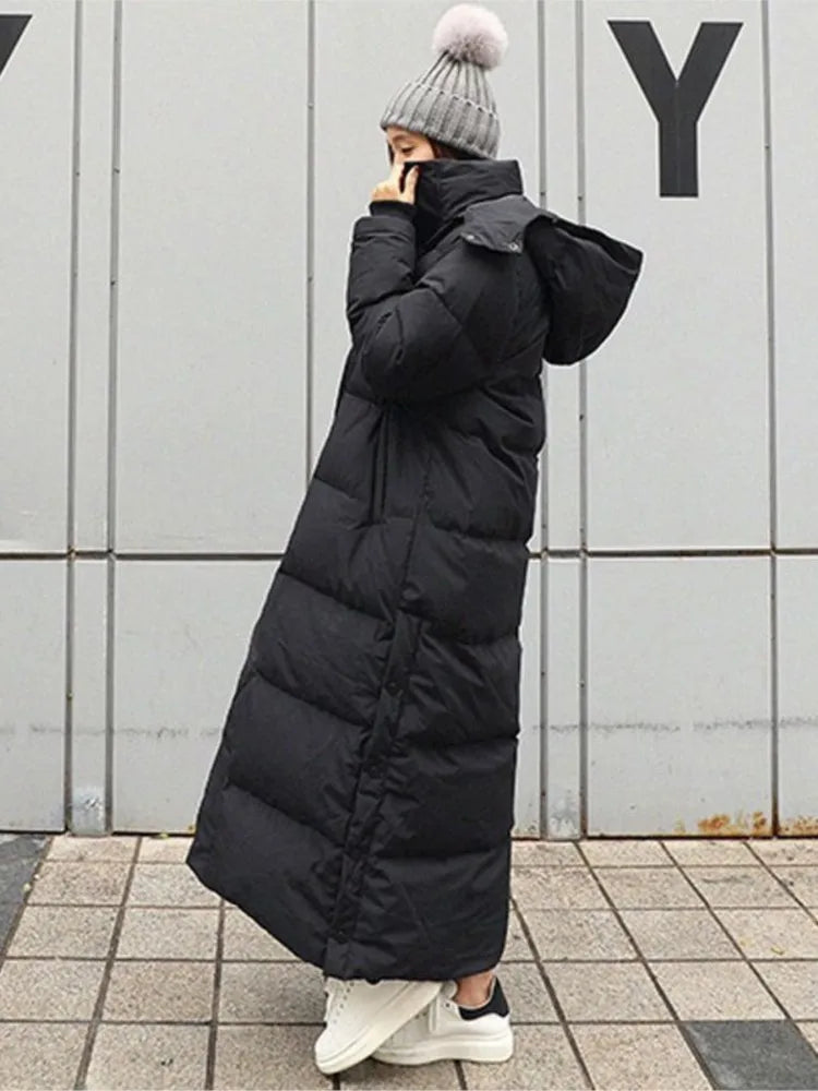 Sheena | Long down jacket with hood for winter