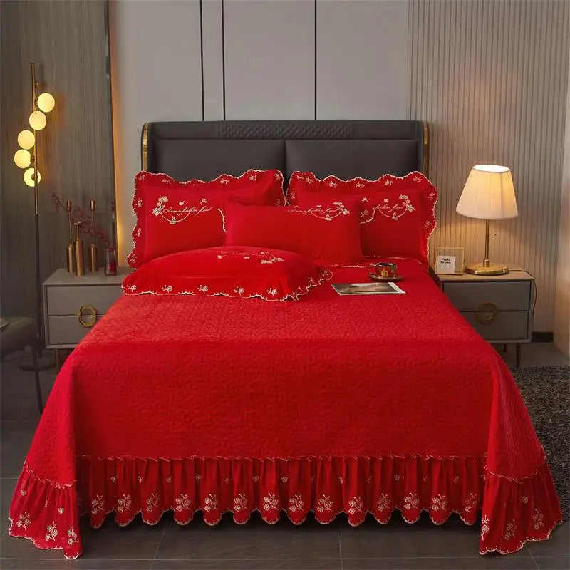 Cardinal Romance Bedding