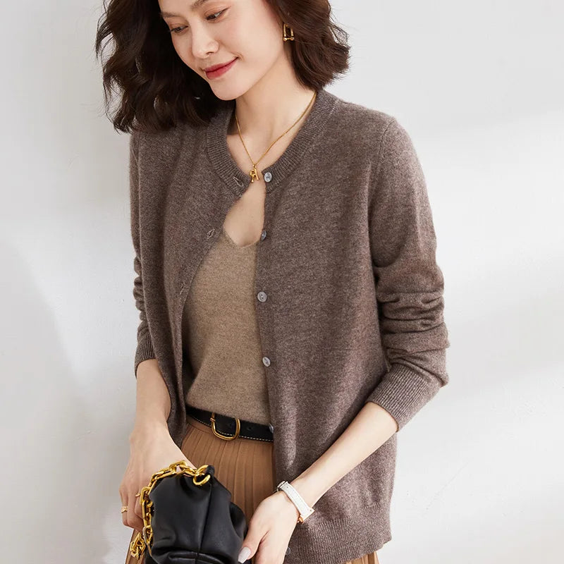 Alicia Cashmere Cardigan – Elegant Spring & Autumn Knitwear/Sweater