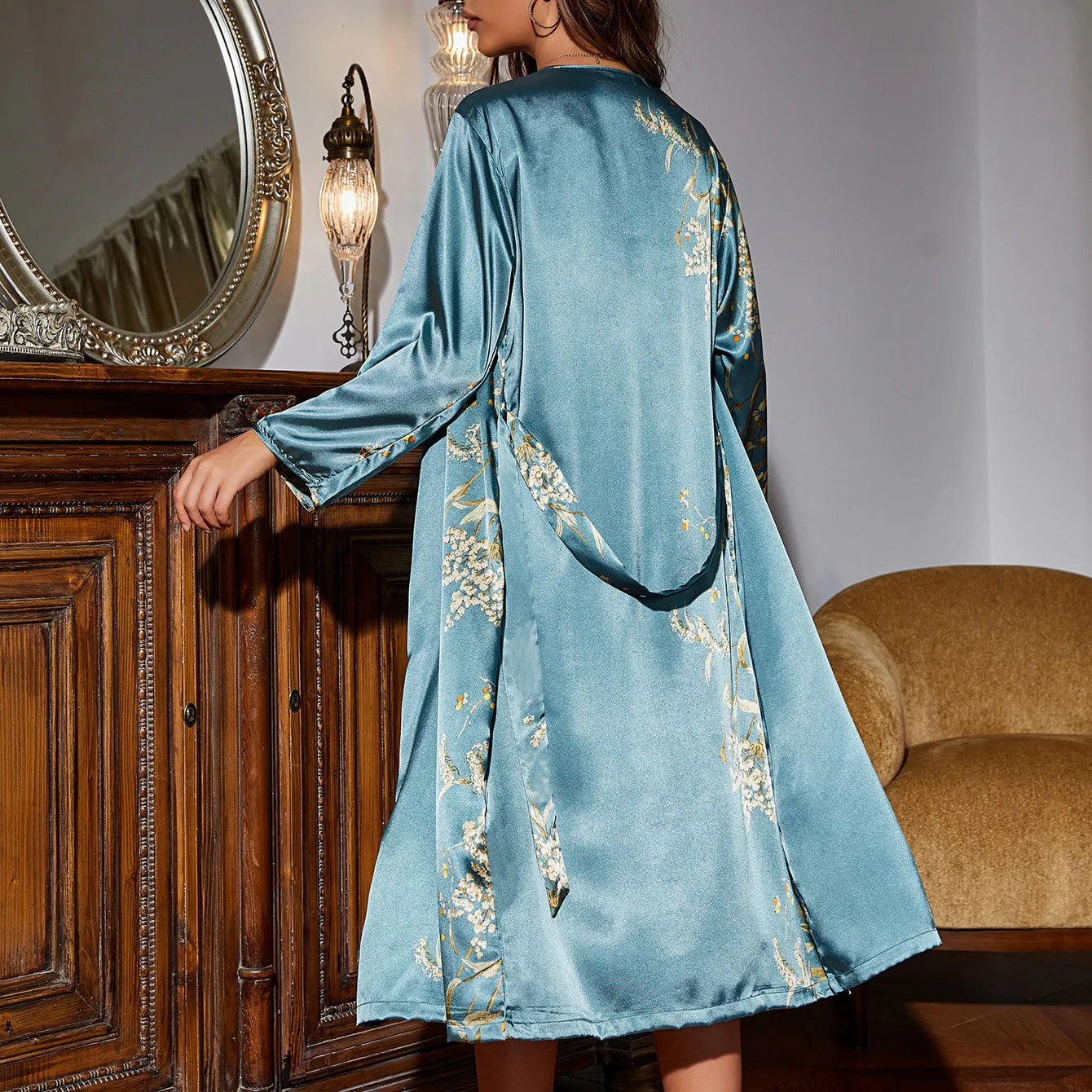 MeiKeDaiNicey Floral Robe Set for Women – Elegant & Comfortable