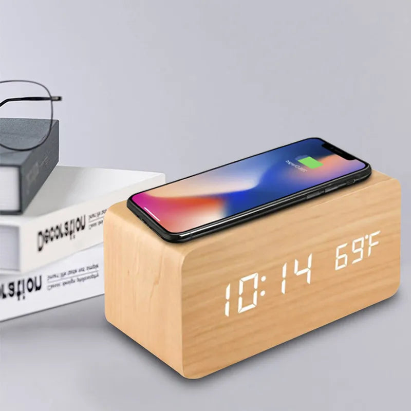 EcoTime – Reloj despertador LED de madera con indicador de temperatura