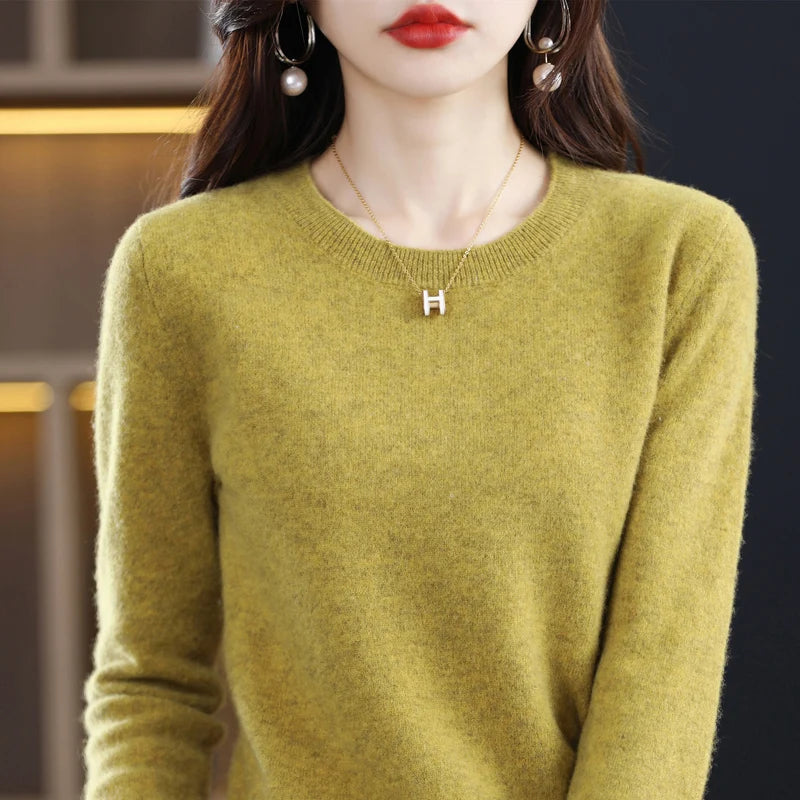 Maren:  100% pure wool cashmere sweater for winter and autumn