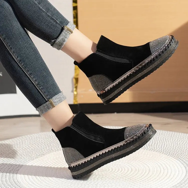 Elegáns Chelsea velúr platform csizmák