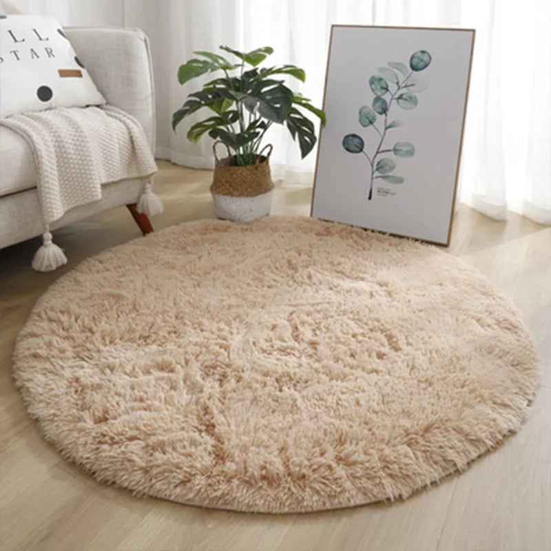 Soft Plush Round Rug by Sara - Cozy Carpet for Living Room & Bedroom