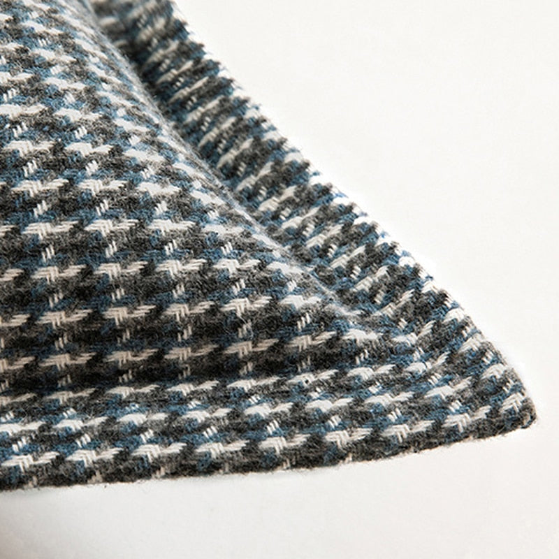 HeritaLuxe – Klasszikus Houndstooth Párnahuzat Időtlen Eleganciával