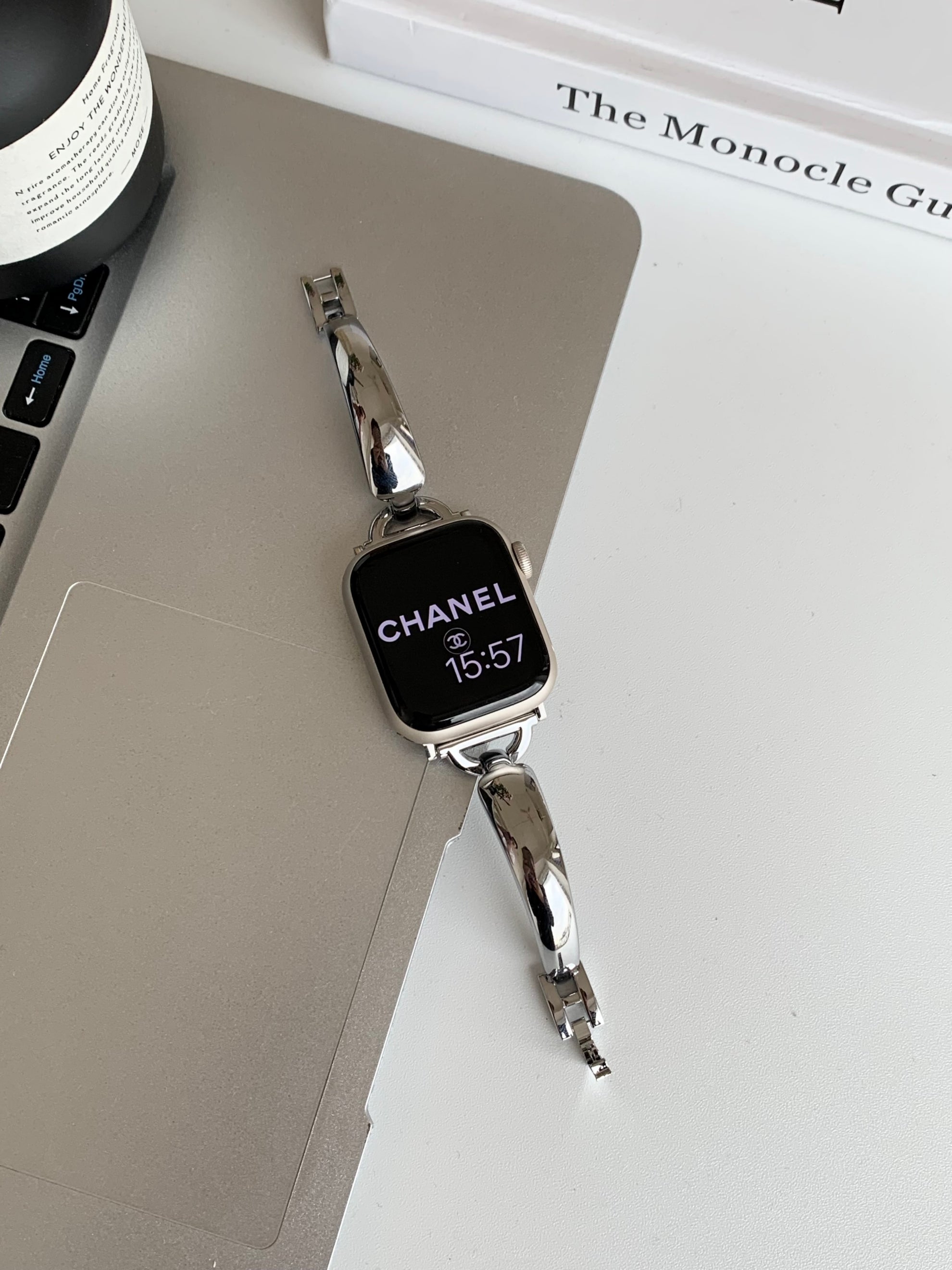 Bracelet en métal simple pour Apple Watch