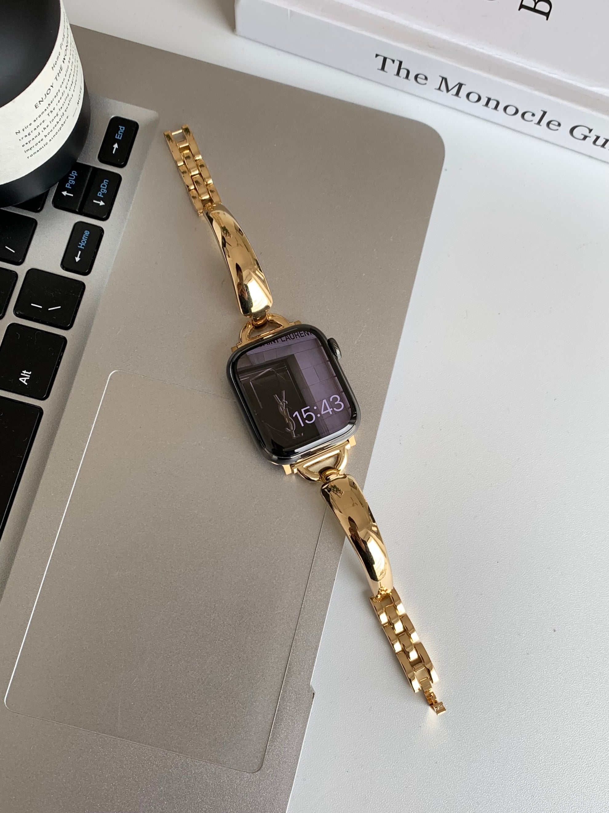 Bracelet en métal simple pour Apple Watch