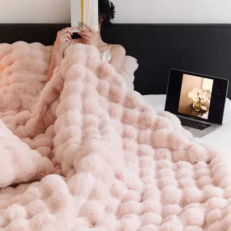 ChicWarmth - High-end blanket for warm moments