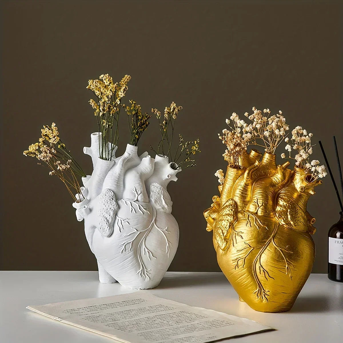 Elvase - Heart-shaped Ceramic Vase