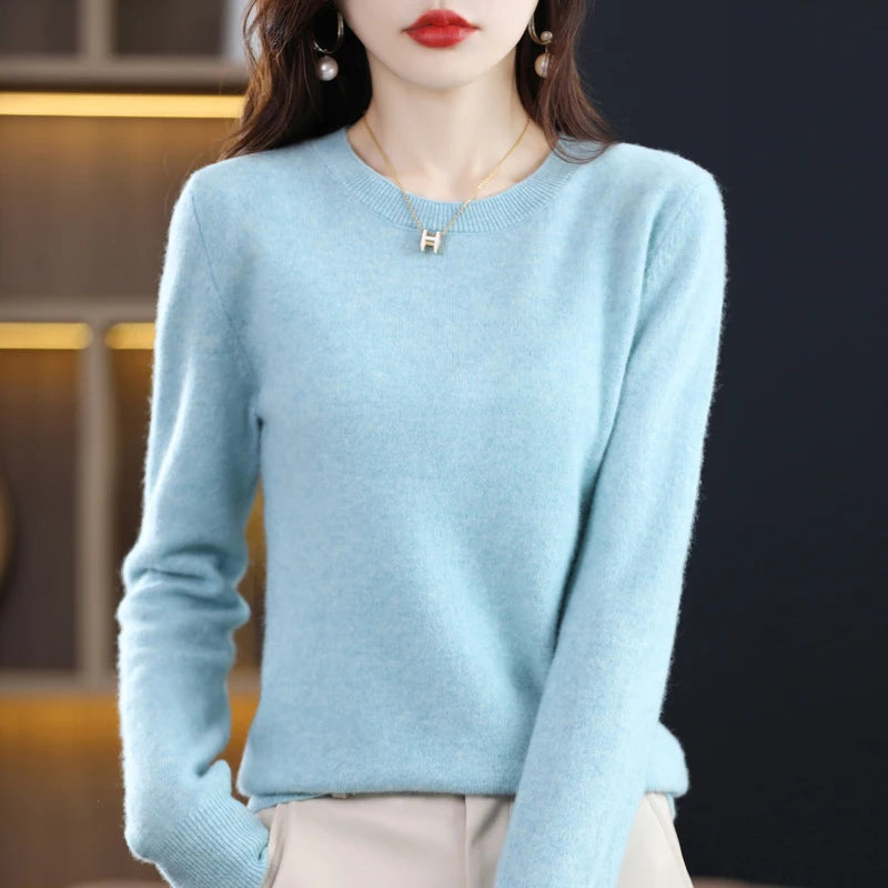 Maren:  100% pure wool cashmere sweater for winter and autumn