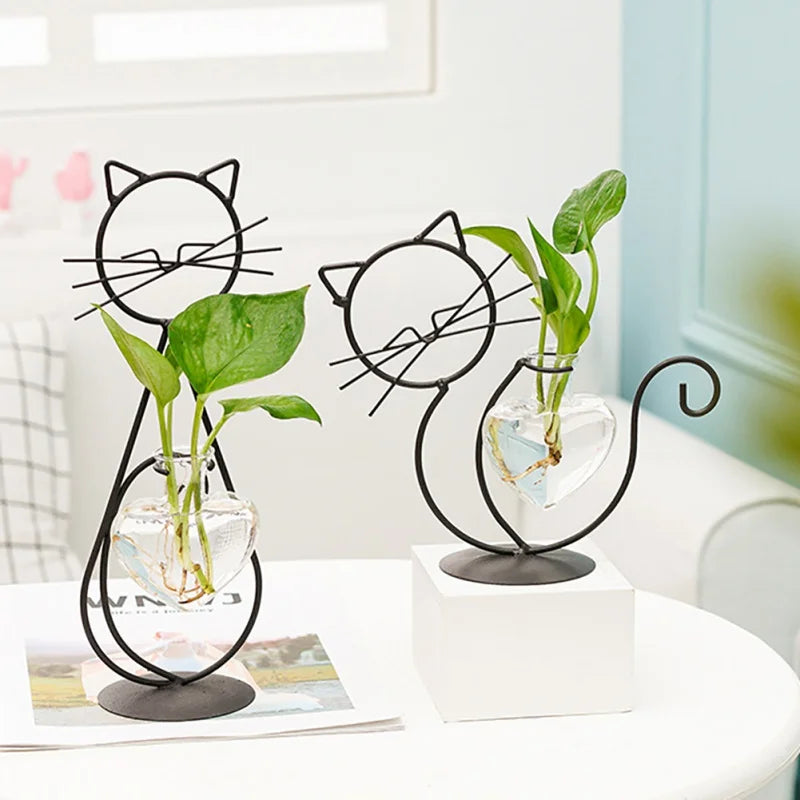 Heartly Cat Hydro Vase – Modern handgemaakt glas- en metaaldecor voor thuis, bruiloften en feesten