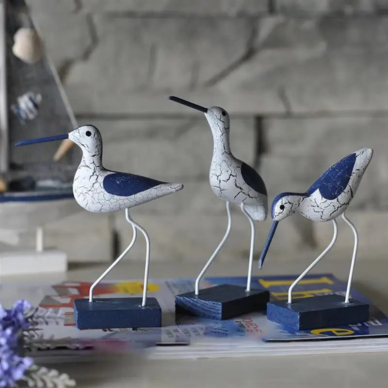 Figurines décoratives d'oiseaux marins méditerranéens