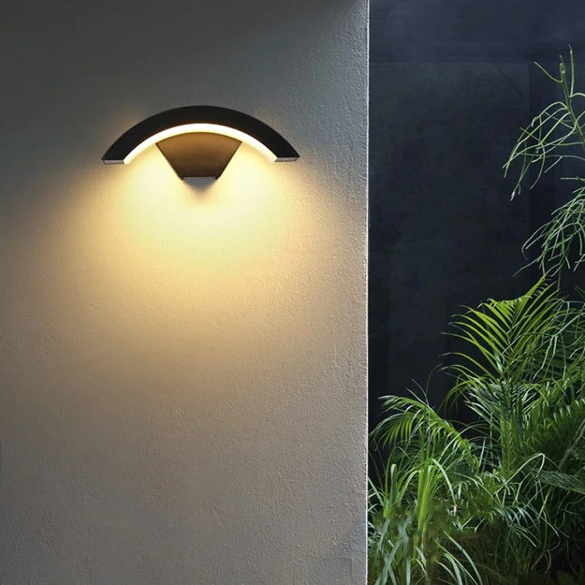 Luna Curve Outdoor Wall Lights