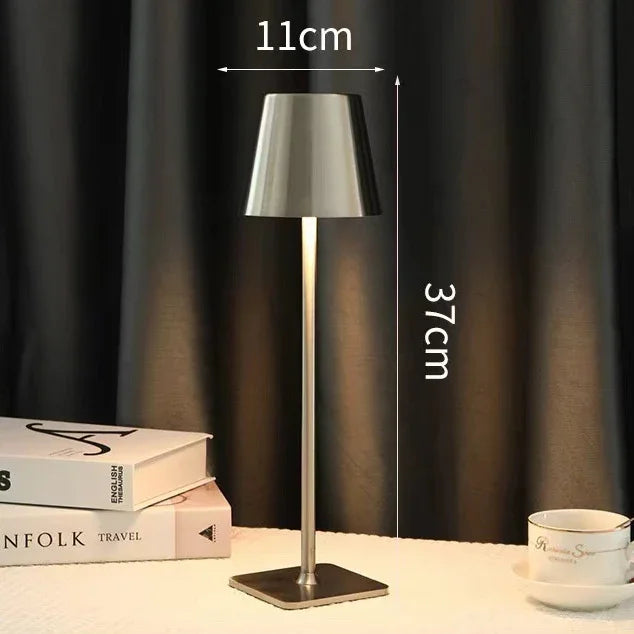 TouchLuxe - Bærbar USB LED-lampe til hoteller