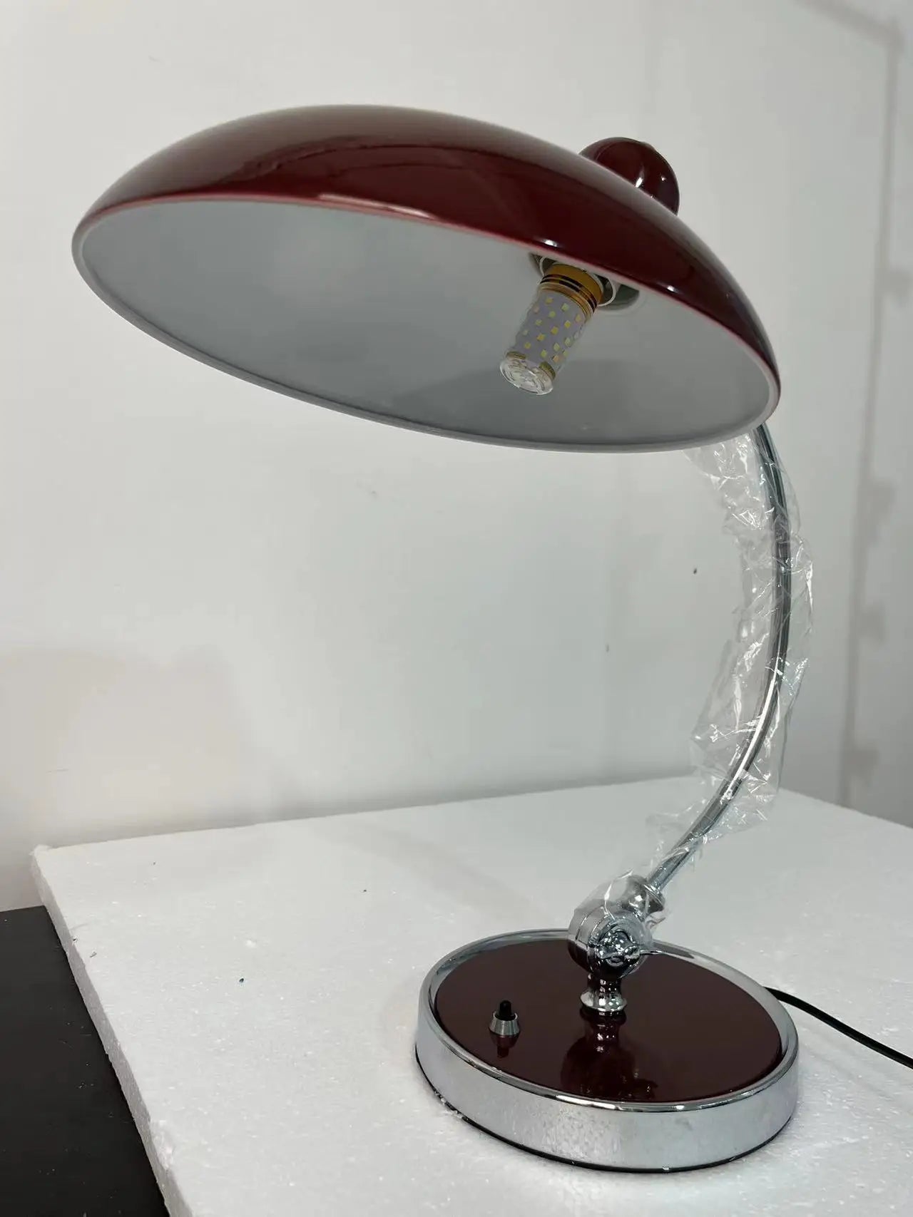 ScandinavianGlow - Dansk bordslampa. Kaiser Ideell inspirerad