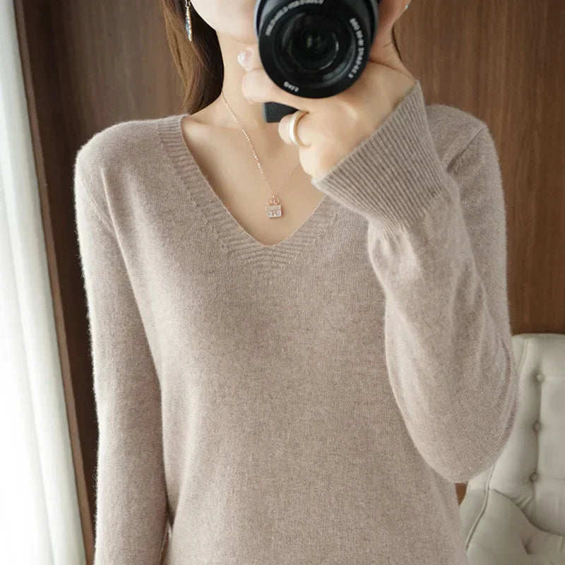 Maisie™ - Cashmere V-neck sweater