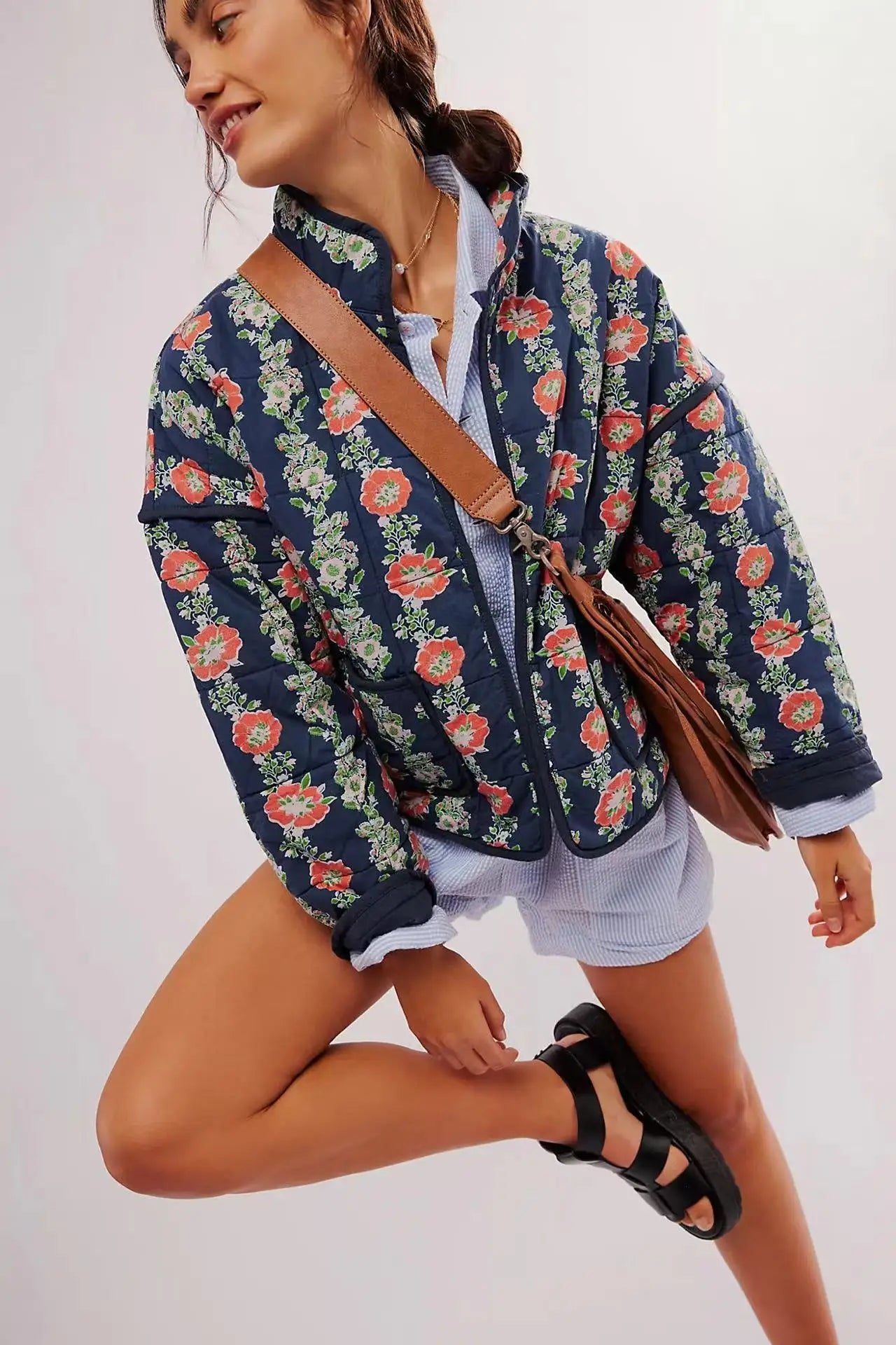 Winnie Floral Print Cropped Puffer Jacket – Trendy Lightweight Autumn/Winter Coat