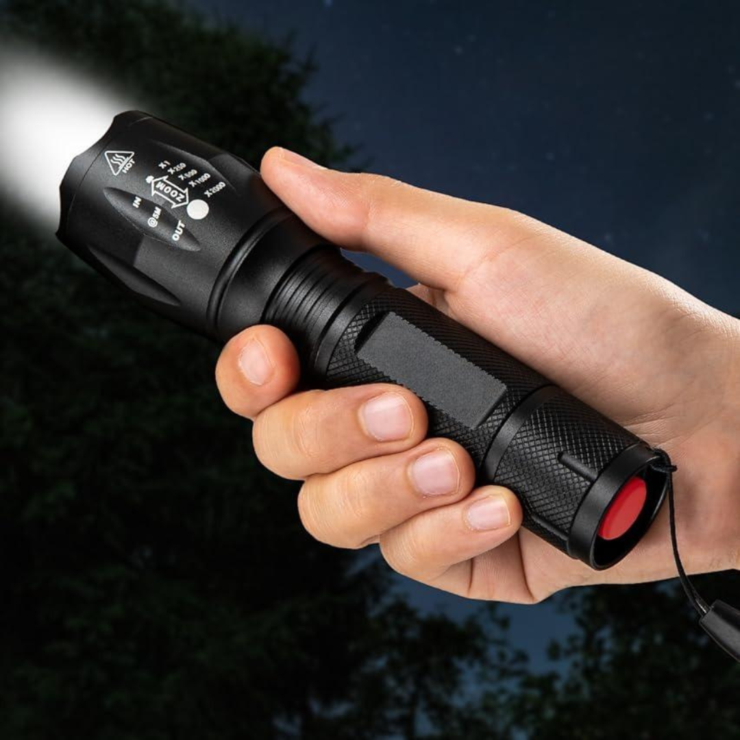 Lumen Pro - Multifunctional flashlight for pure brightness and safety