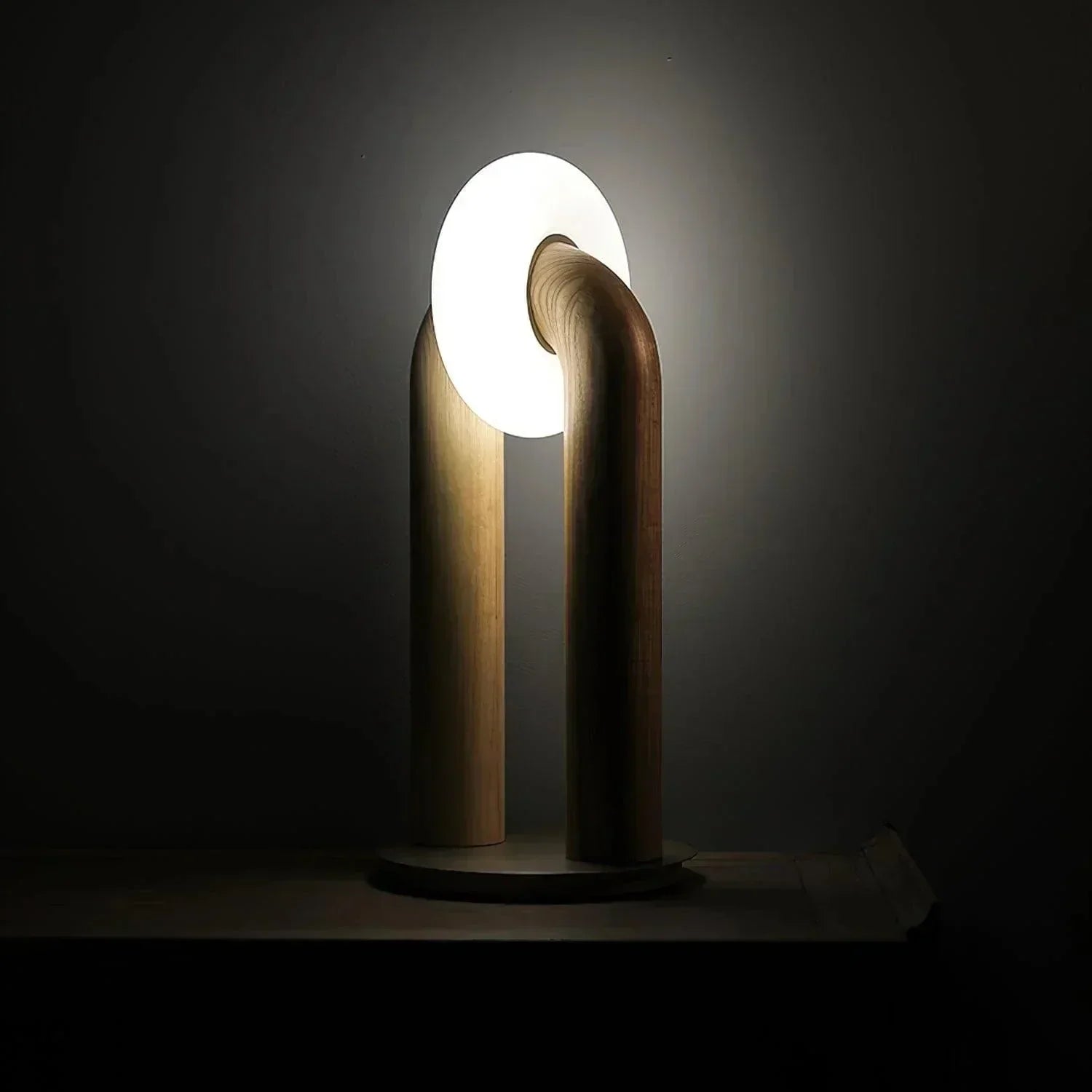 ArchedLight - Innovativ bordslampa