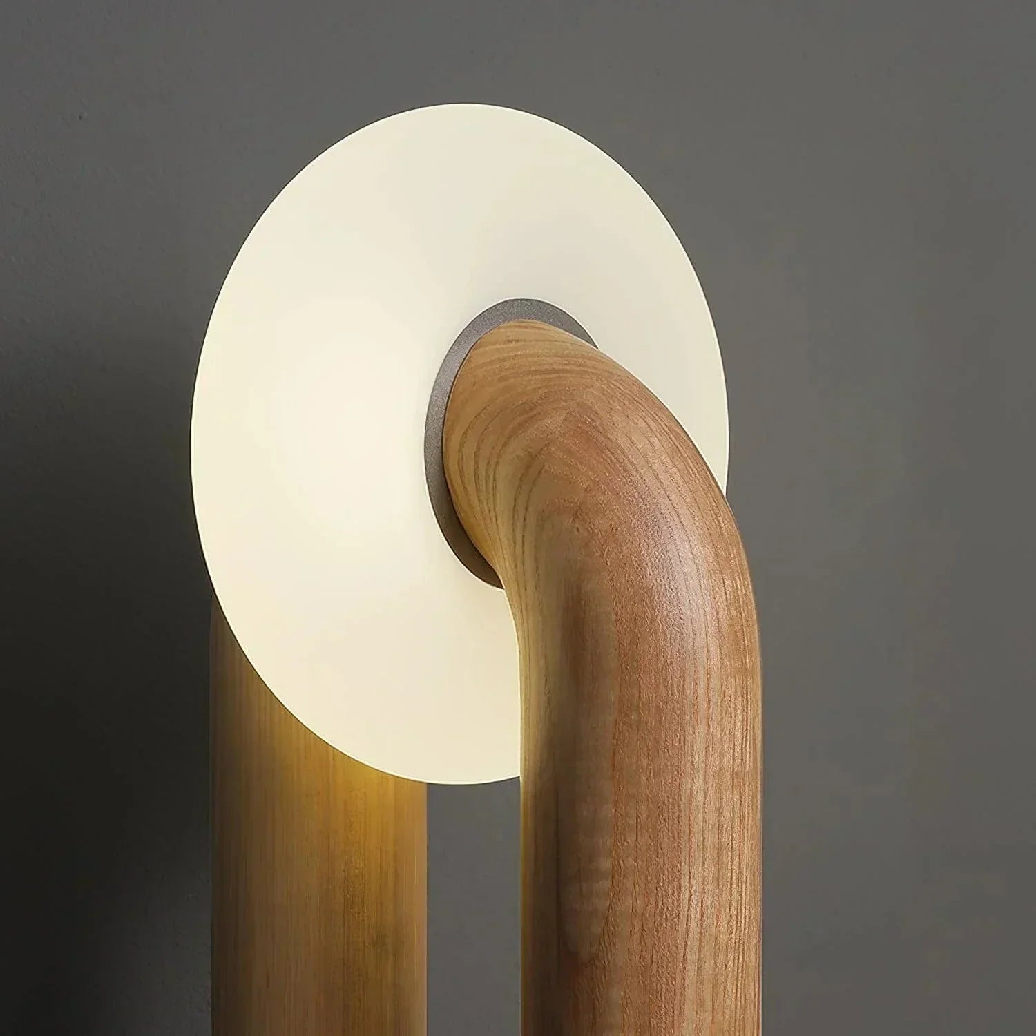 ArchedLight - Innovative table lamp