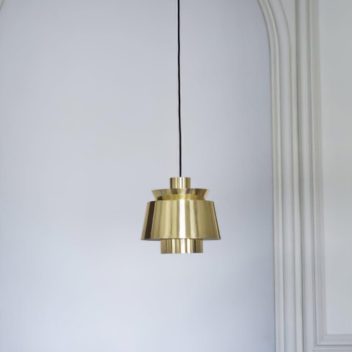 OrionGlow – Elegant pendellampa i ljus