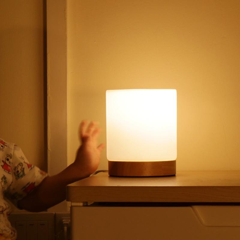 LumiGlow - Mini lampada da tavolo in vetro con funzione Touch-Open per un'illuminazione a 360°