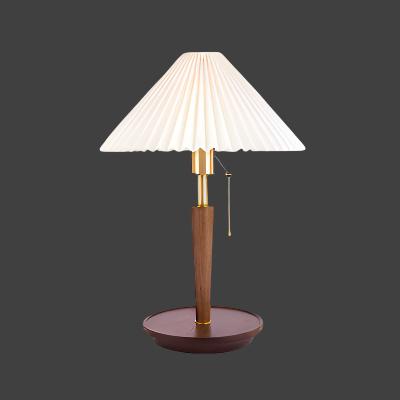 VintageLumi – Retro trälampa