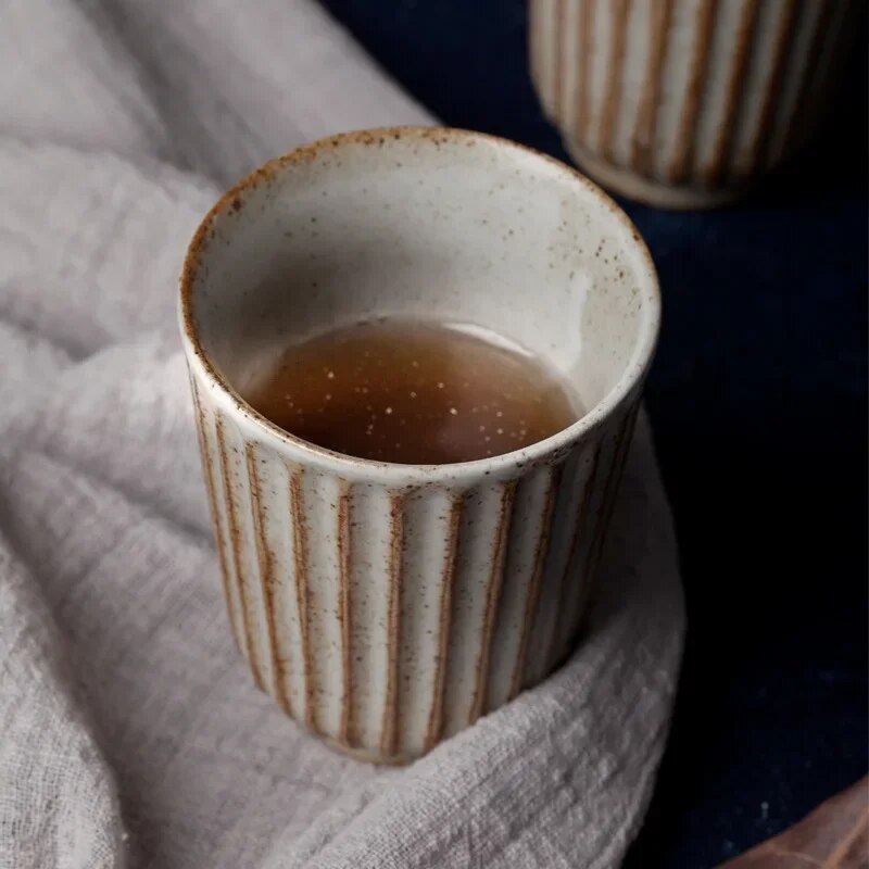 Ensemble de tasses à café en céramique Adella