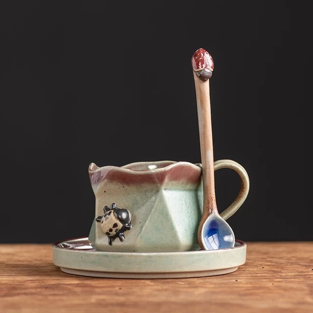 Leah Vintage Ceramic Mug Set