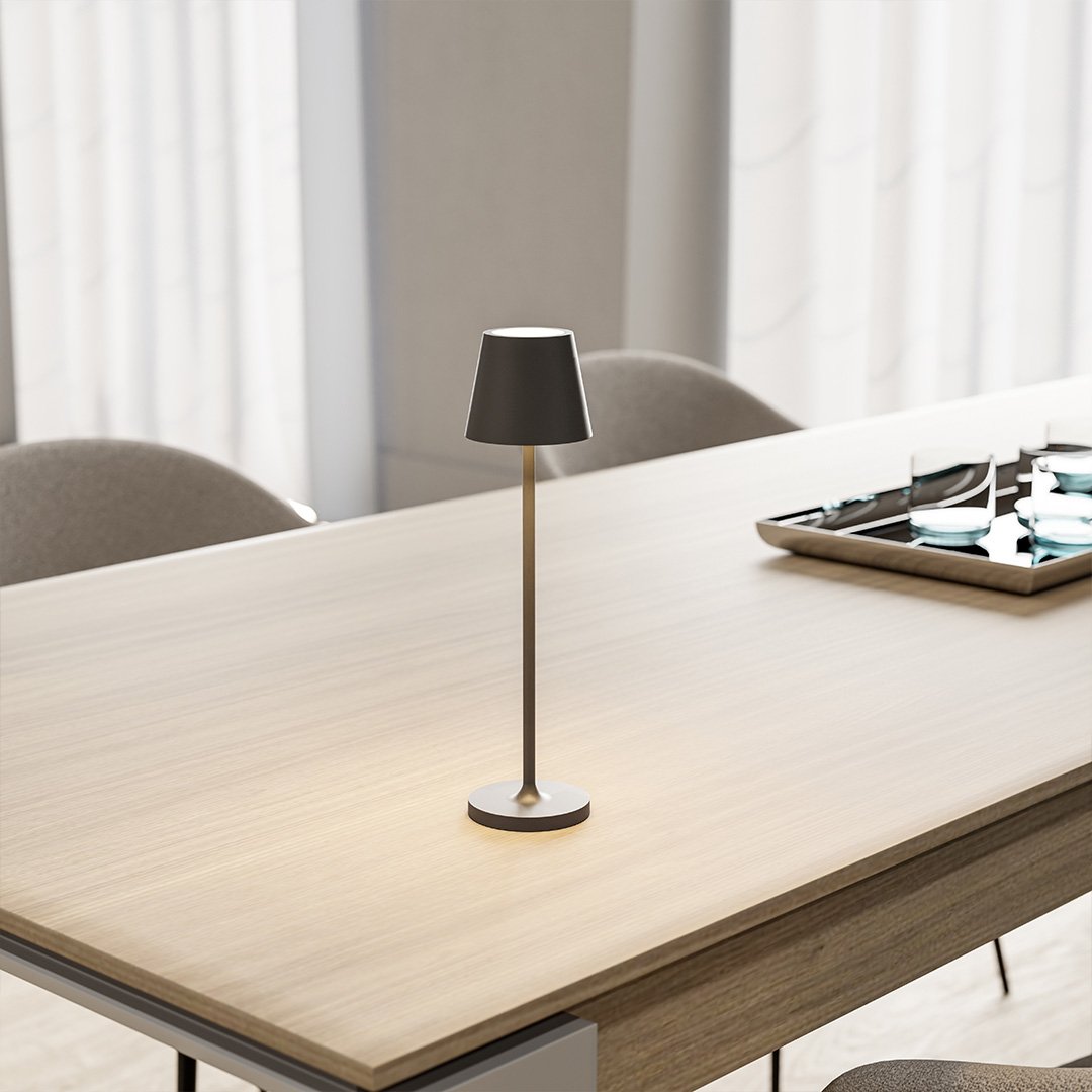 LumiNova - Bærbar LED-lampe med Touch Control