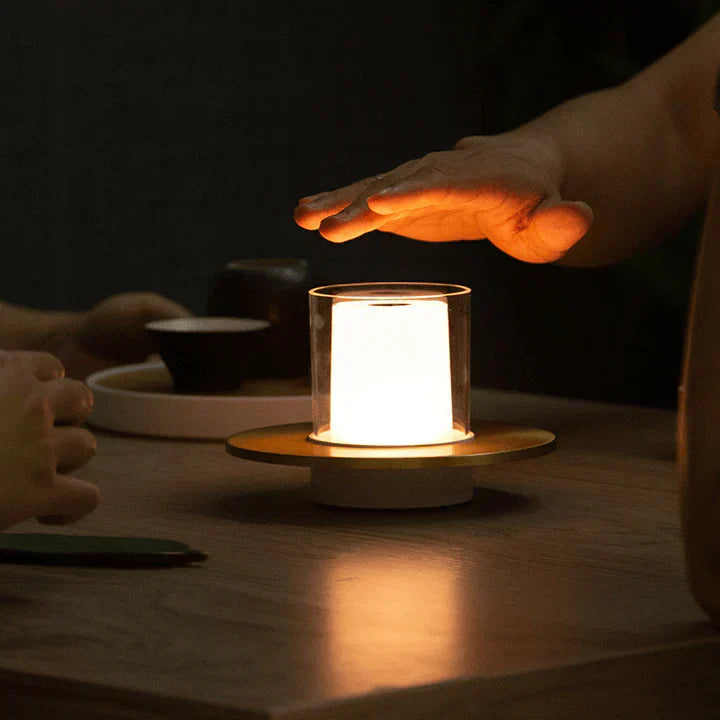 CandleGlow – Lampe LED à induction moderne