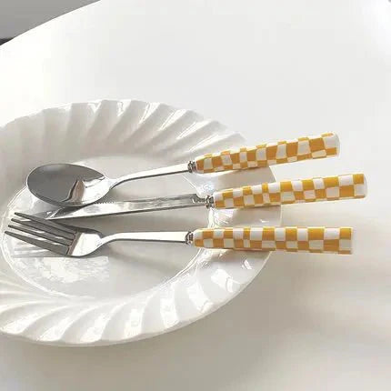 Chequered Pattern Stainless Steel Cutlery Set