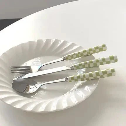 Chequered Pattern Stainless Steel Cutlery Set