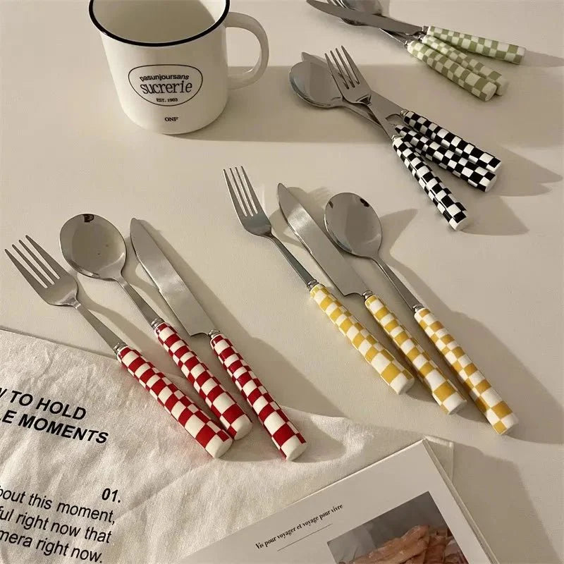 Chequered Pattern Stainless Steel Cutlery Set