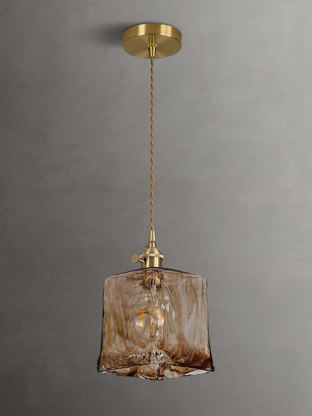 Brass Amber Glass Pendant Light -valaisin