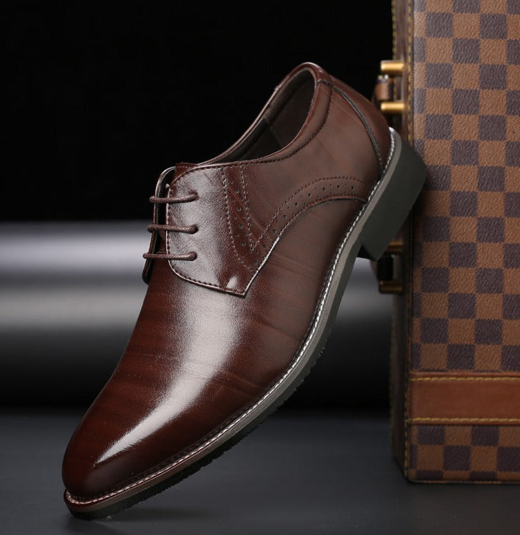 Maxwell: Elegant men's lace-up shoes for style and comfort