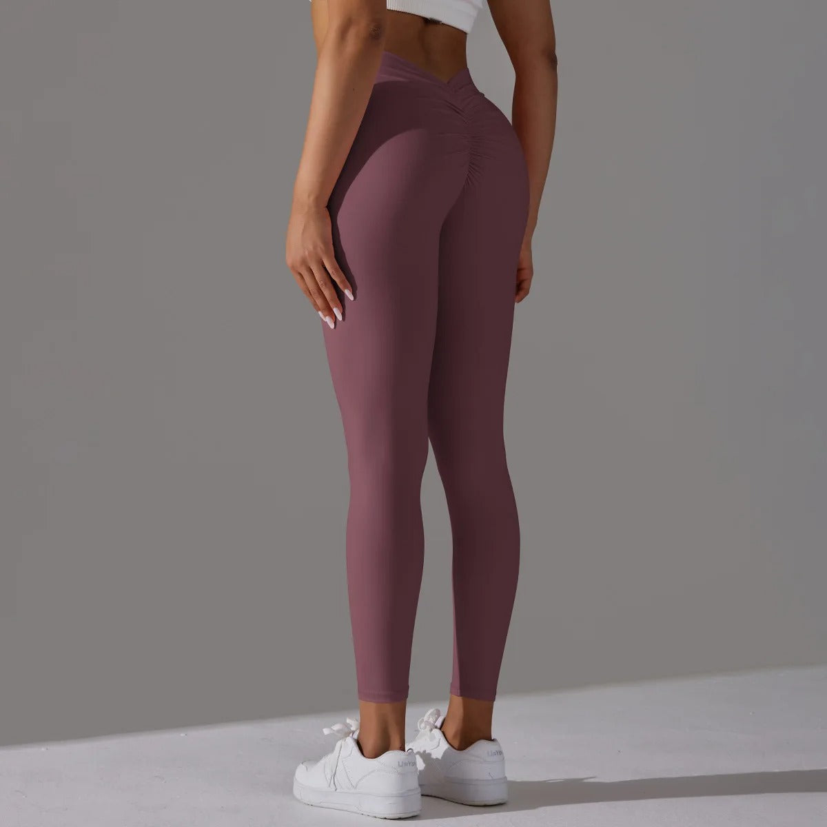 Legging met hoge taille en V-rug