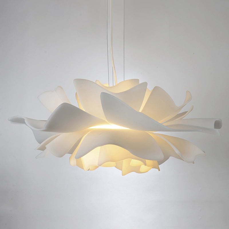 Bella Lampada a Sospensione Design Moderno Fiore in Metallo Bianco Soggiorno Camera da Letto