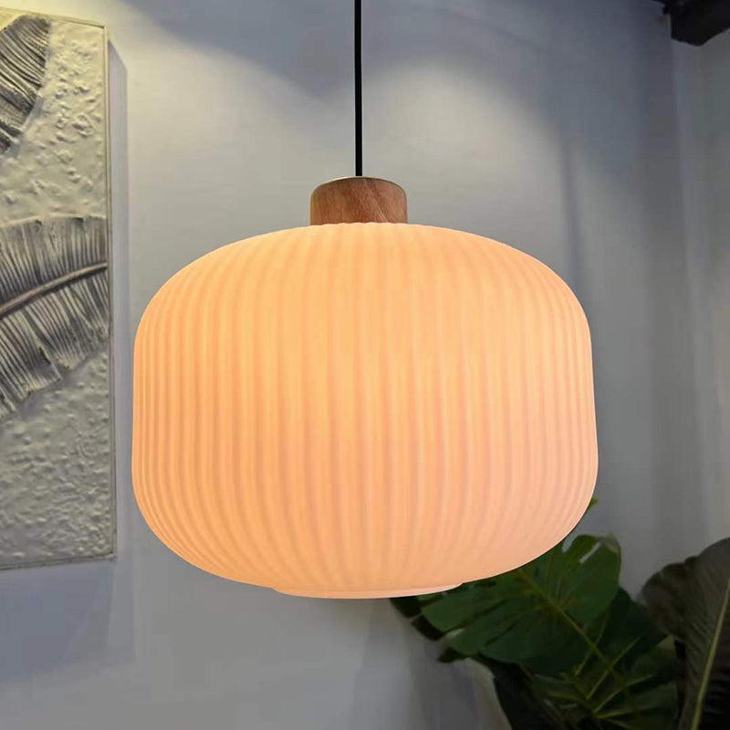 VintageLight – LED-Beleuchtung in Holzlampe