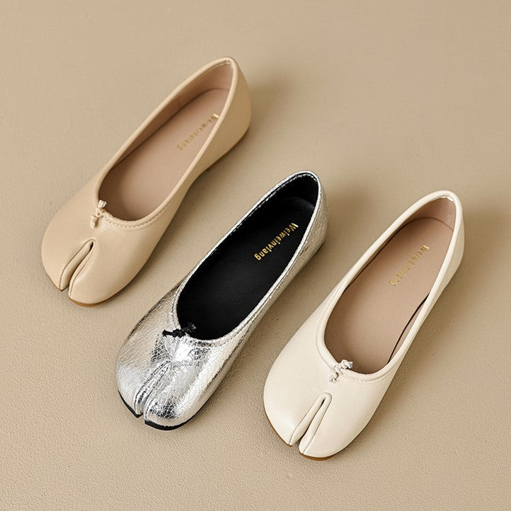 Vivienne Lane Tabi Slip-Ons Laposok