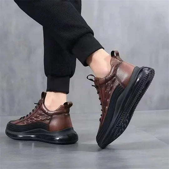 Zapatillas ortopédicas elevadas para hombre de Bryant