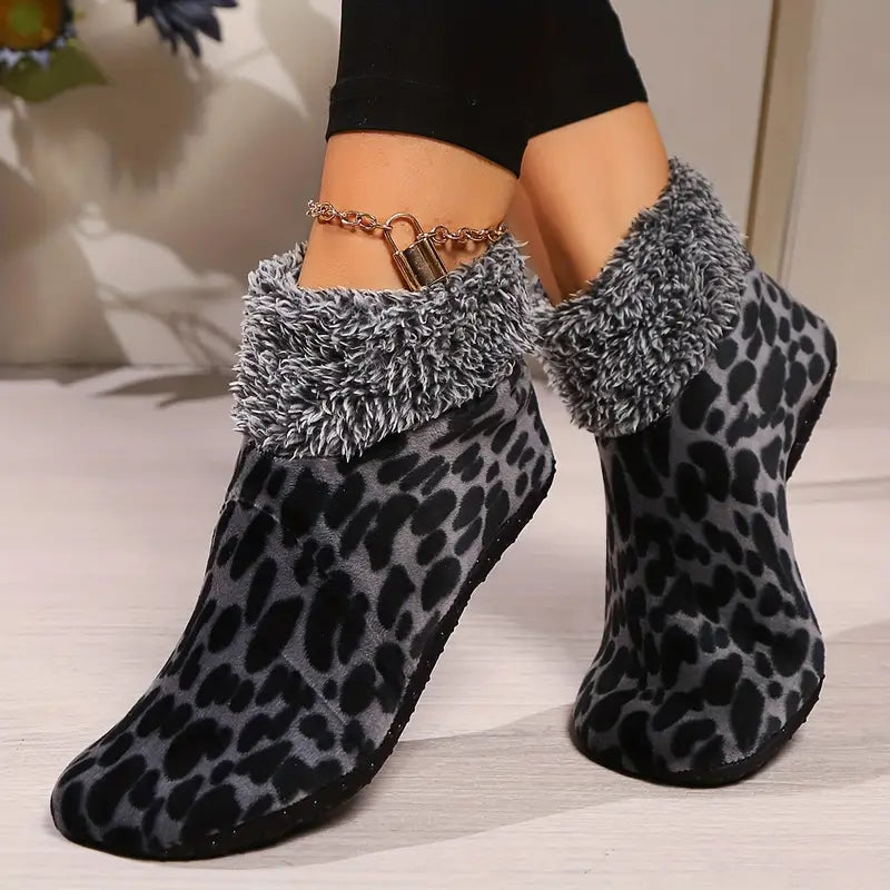 Women's Leopard Print Slippers