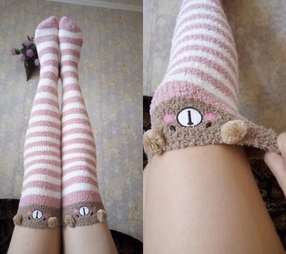 Fuzzy Thigh Highs (15+ Stiler)